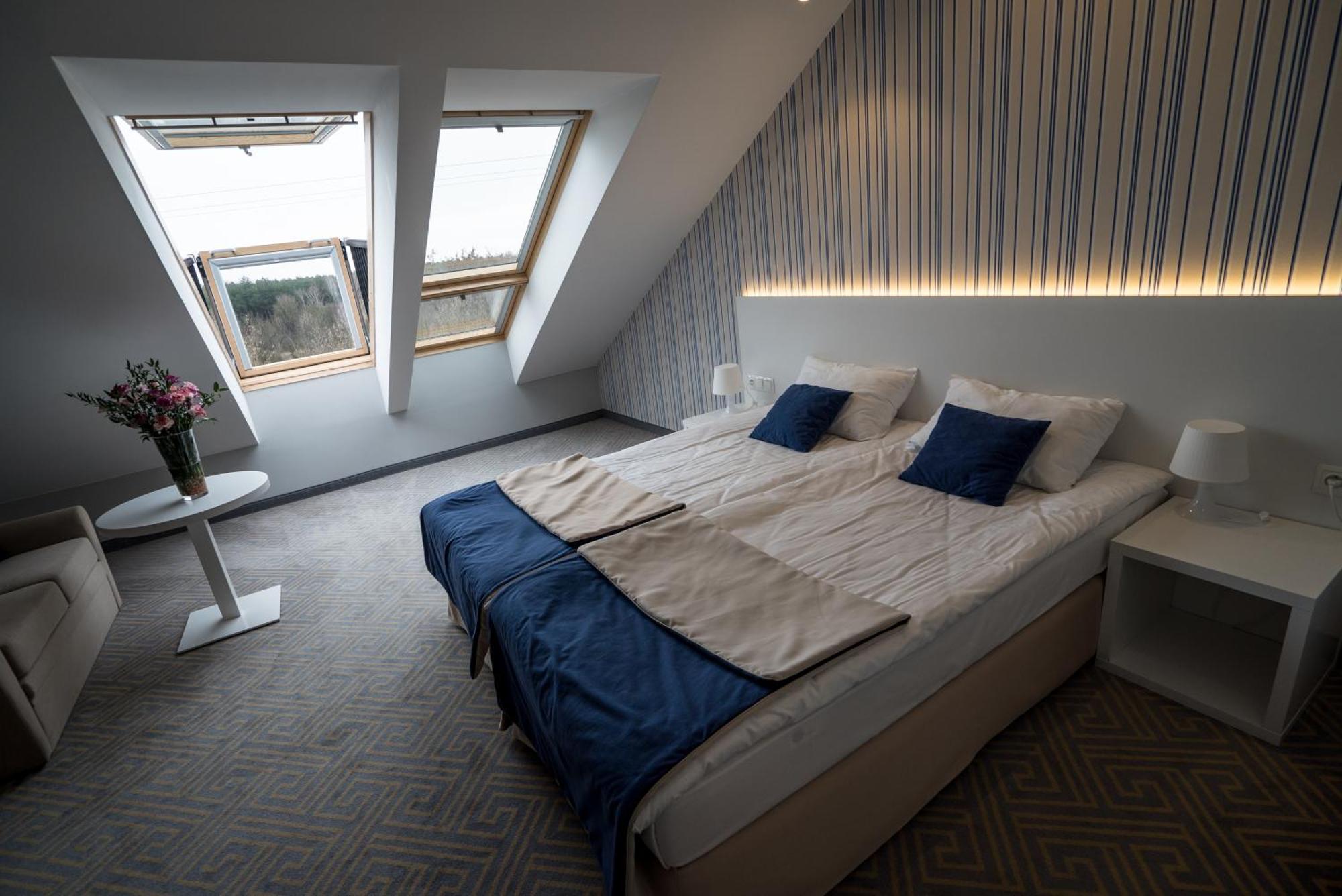 סידלצה Hotel Aleksandria מראה חיצוני תמונה