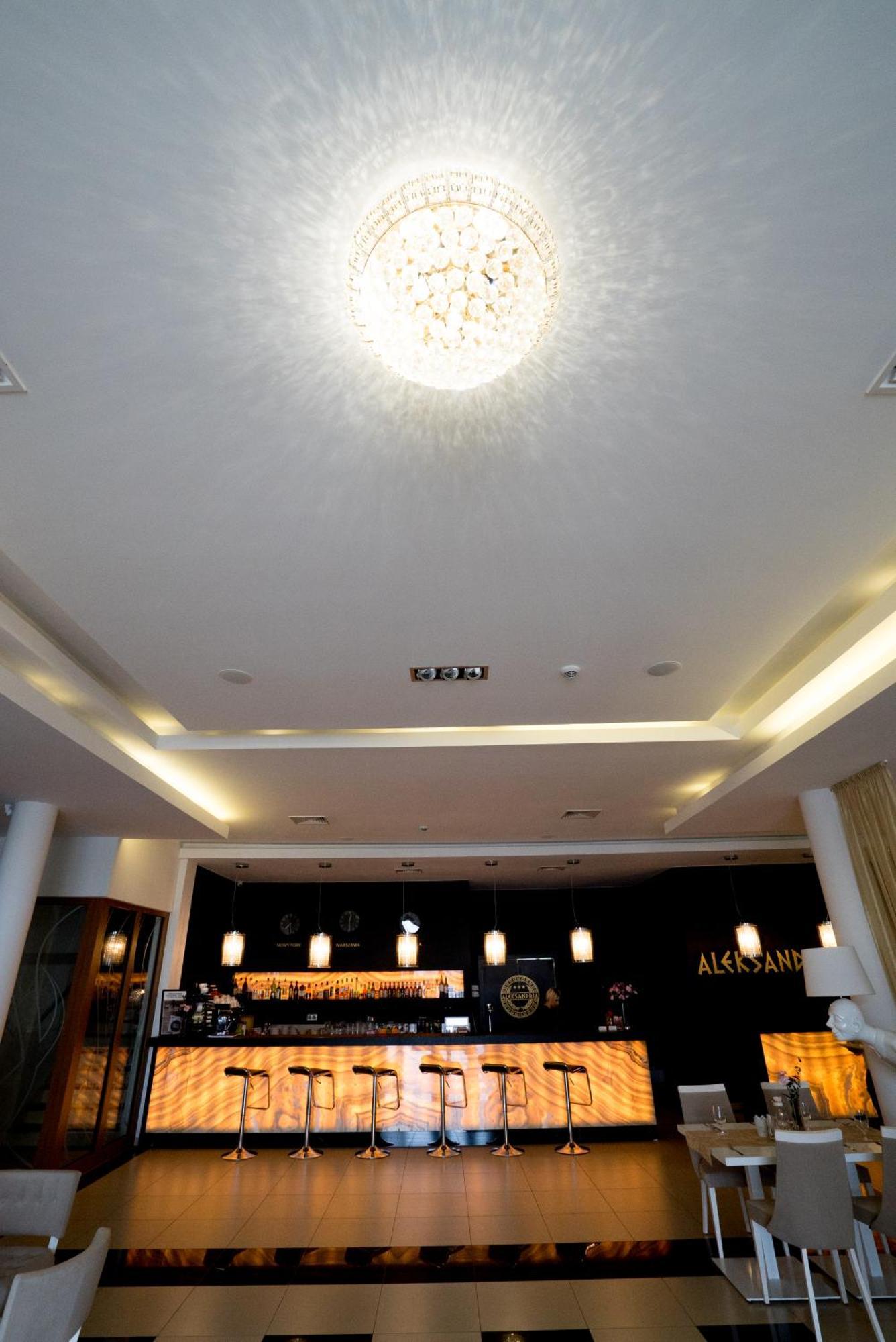 סידלצה Hotel Aleksandria מראה חיצוני תמונה