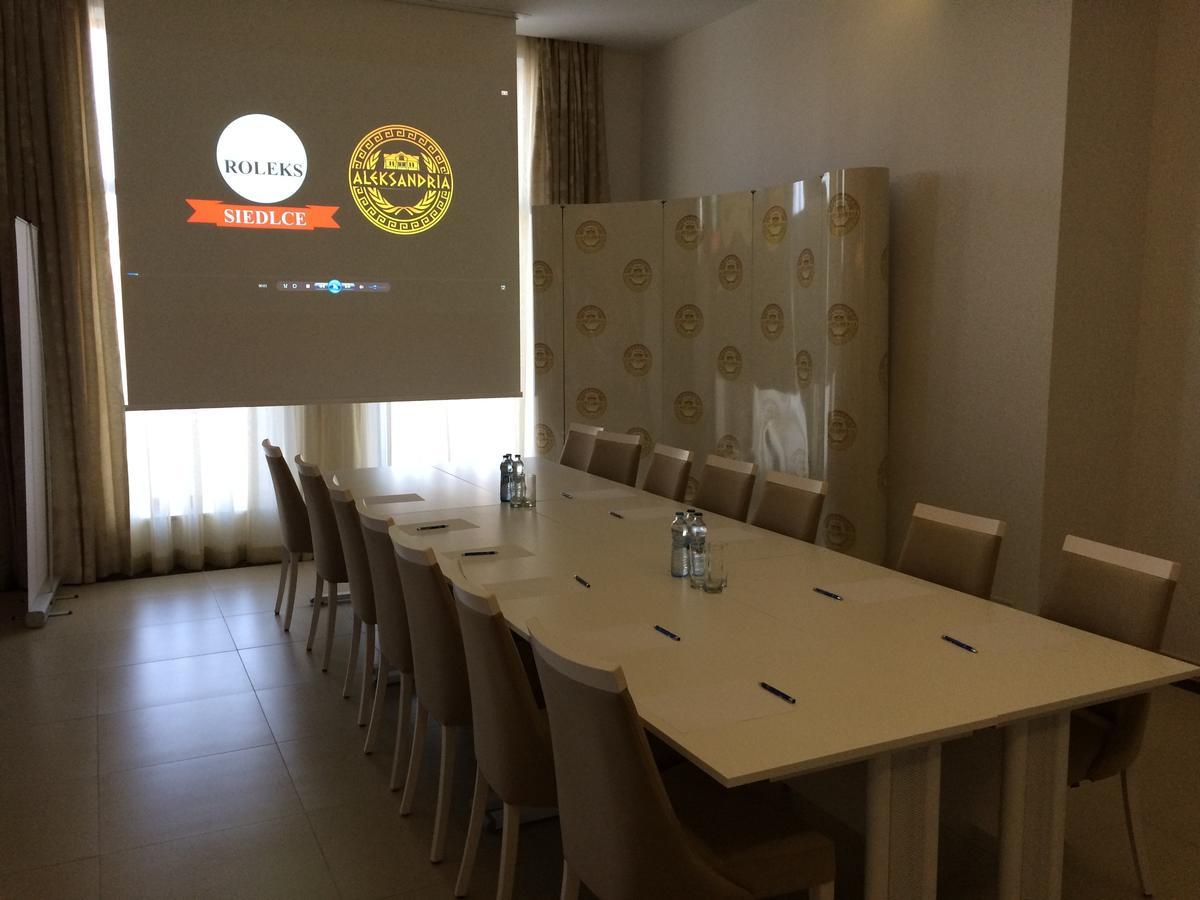 סידלצה Hotel Aleksandria מראה חיצוני תמונה